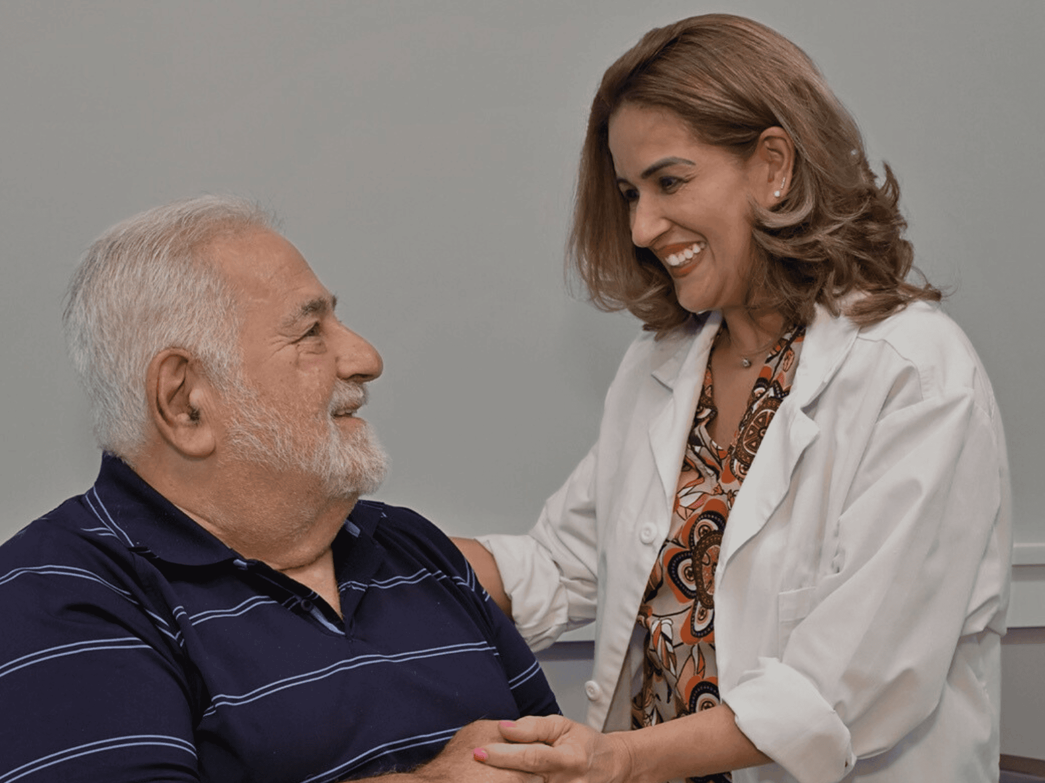Older man moving to assisted living center