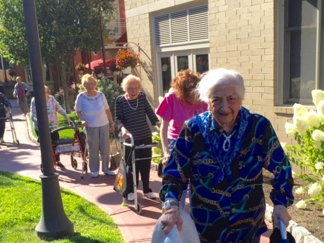 Walking-Club.jpg